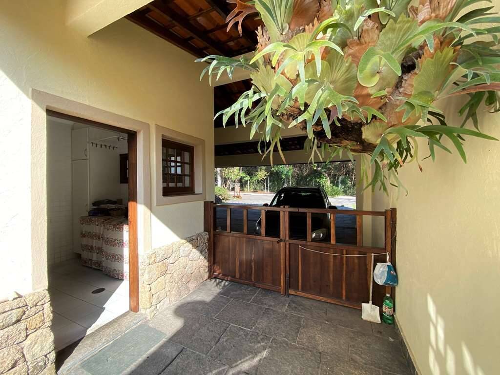 Casa à venda com 4 quartos, 304m² - Foto 40