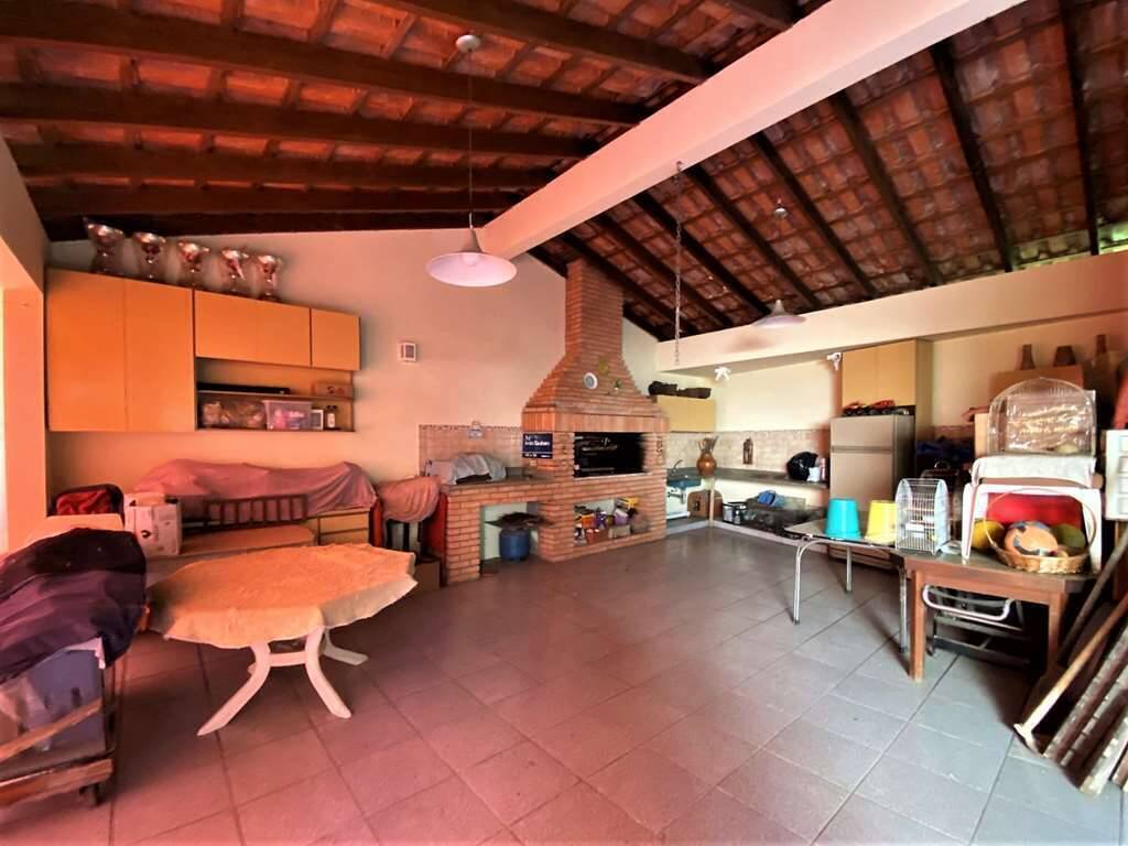 Casa à venda com 4 quartos, 304m² - Foto 34