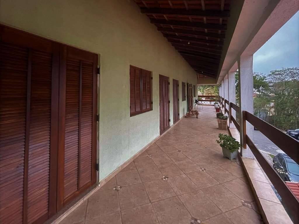 Casa à venda e aluguel com 5 quartos, 471m² - Foto 5