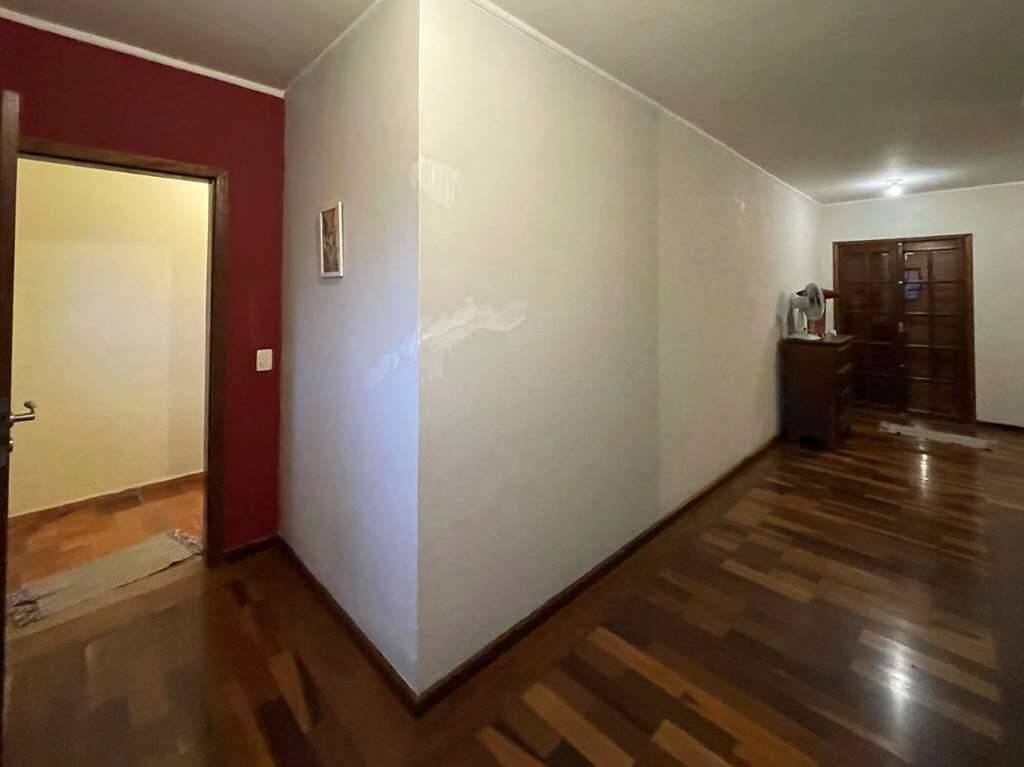 Casa à venda e aluguel com 5 quartos, 471m² - Foto 13