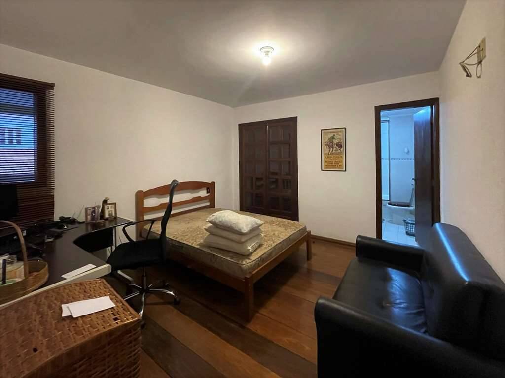 Casa à venda e aluguel com 5 quartos, 471m² - Foto 24