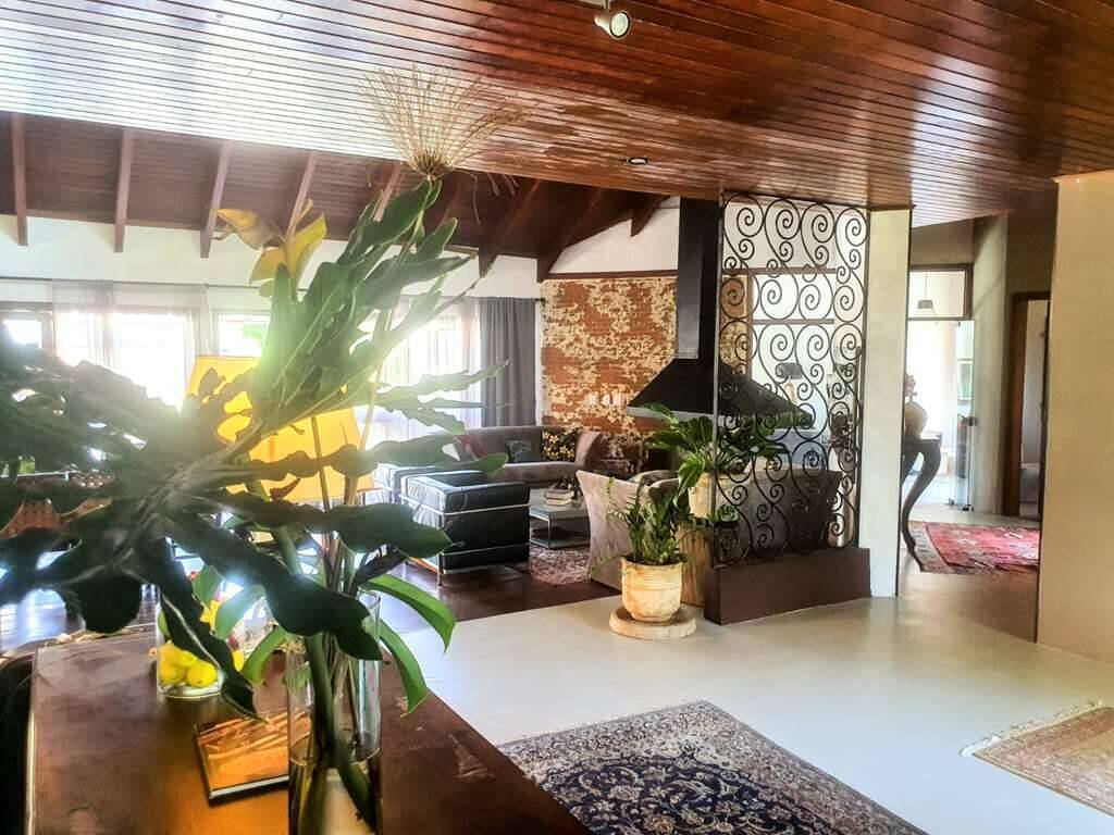 Casa à venda com 5 quartos, 1500m² - Foto 44