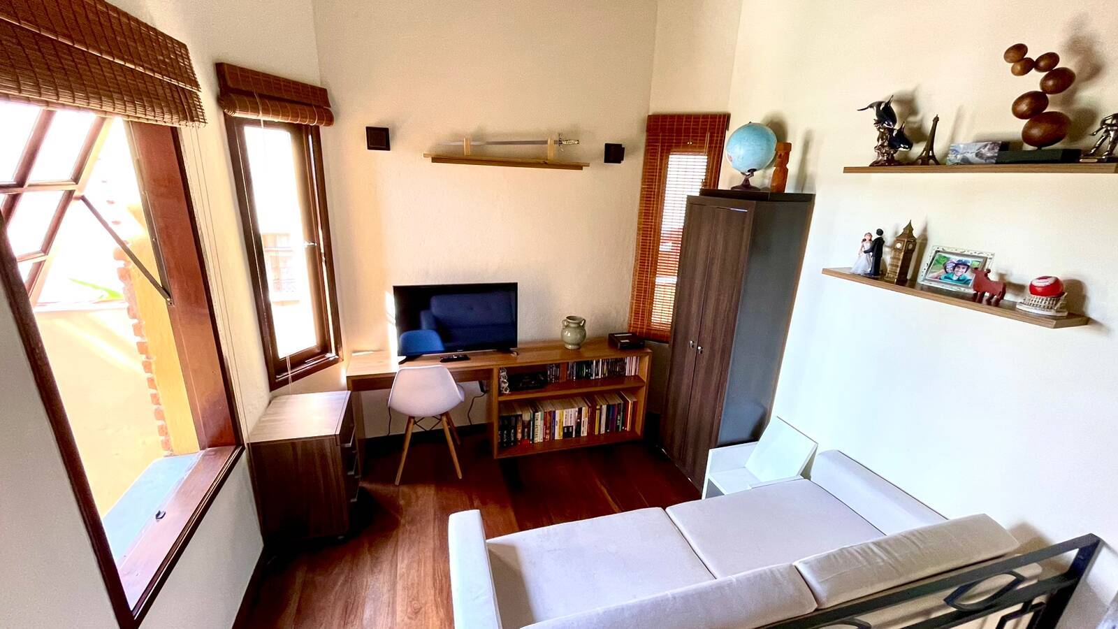 Casa à venda com 3 quartos, 360m² - Foto 10