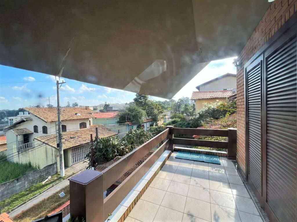 Casa à venda com 3 quartos, 300m² - Foto 17