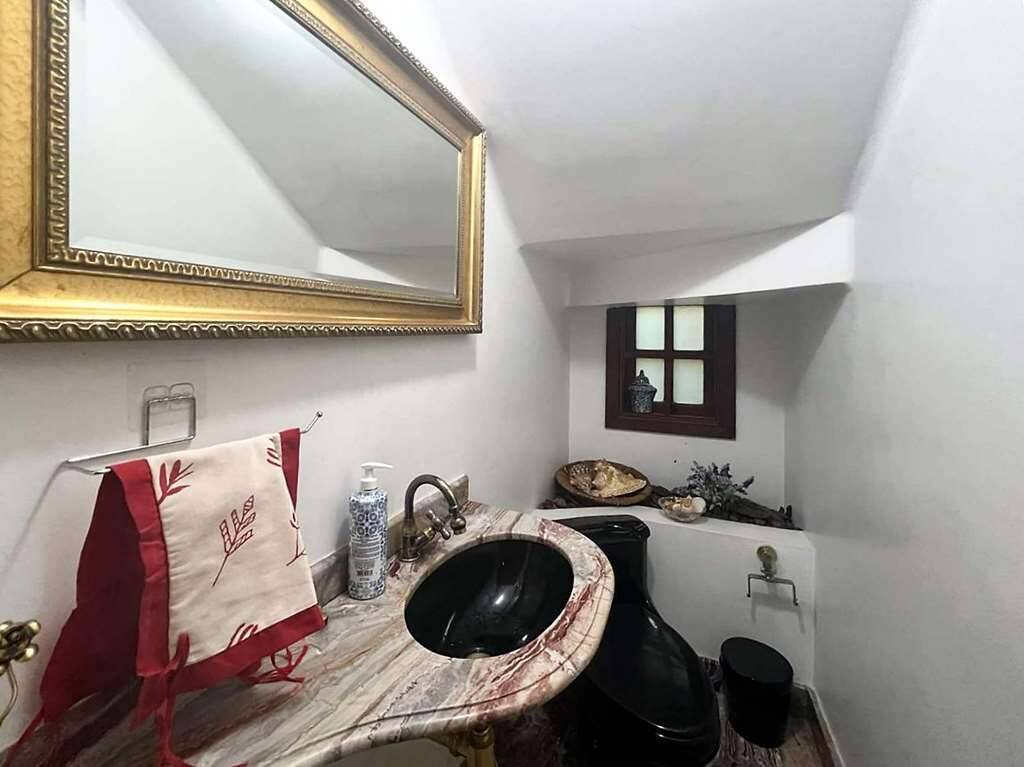 Casa à venda com 3 quartos, 300m² - Foto 26