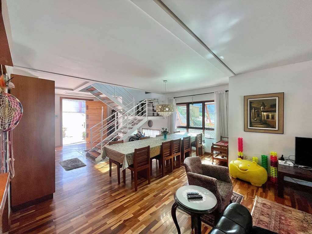 Casa à venda com 3 quartos, 947m² - Foto 17