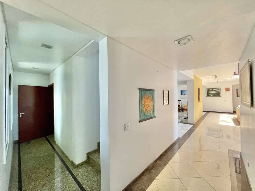 Casa à venda e aluguel com 6 quartos, 1200m² - Foto 15