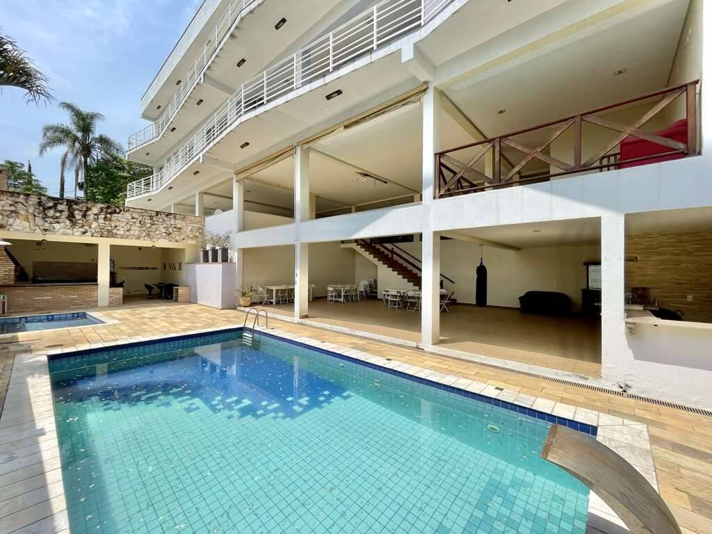 Casa à venda e aluguel com 6 quartos, 1200m² - Foto 44