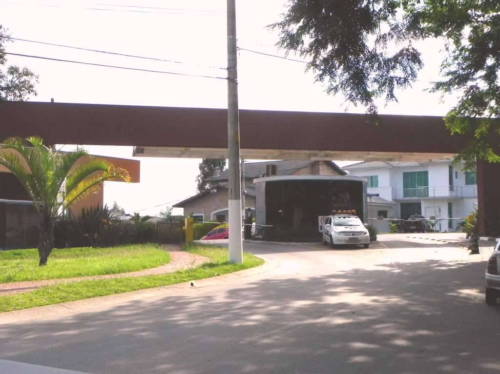 Casa à venda e aluguel com 6 quartos, 1200m² - Foto 71