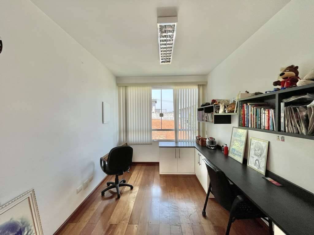 Casa à venda e aluguel com 6 quartos, 1200m² - Foto 67