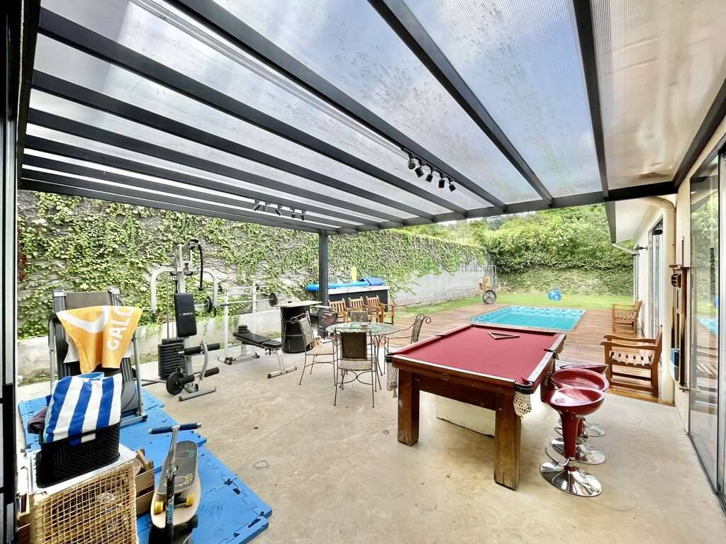 Casa de Condomínio à venda com 3 quartos, 573m² - Foto 32