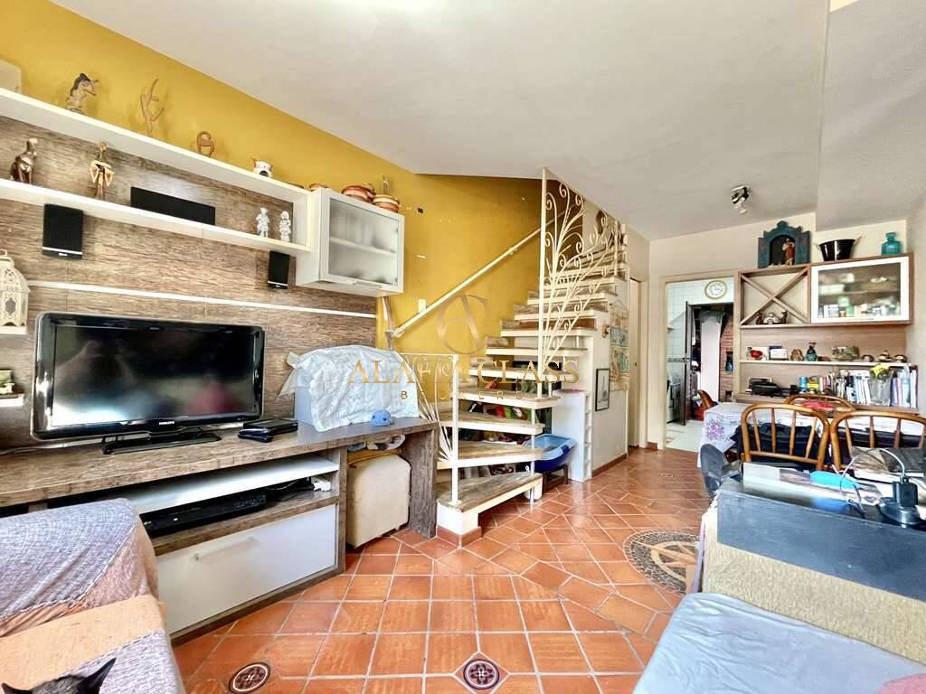 Casa à venda com 2 quartos, 72m² - Foto 5