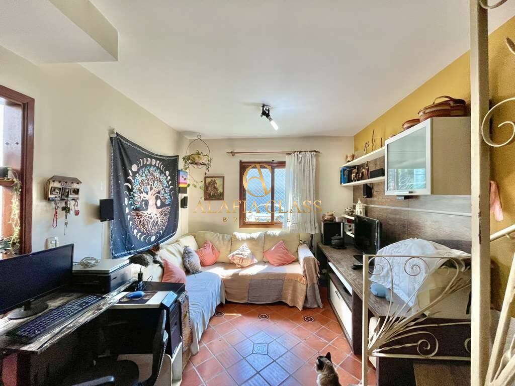 Casa à venda com 2 quartos, 72m² - Foto 8