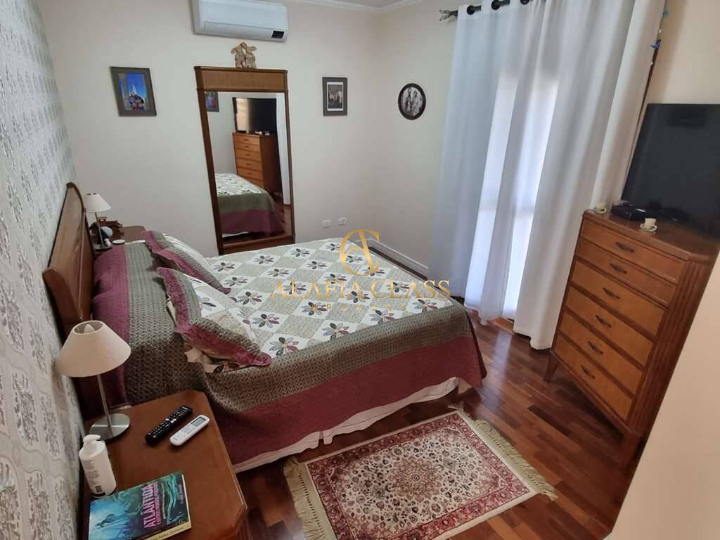 Casa à venda com 4 quartos, 600m² - Foto 29