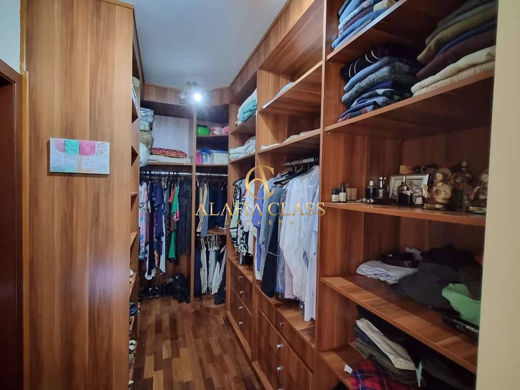 Casa à venda com 4 quartos, 600m² - Foto 30