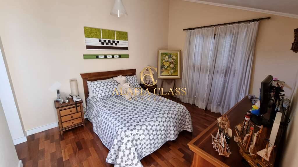 Casa à venda com 4 quartos, 600m² - Foto 44