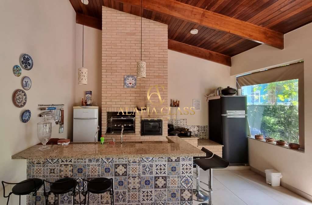 Casa à venda com 4 quartos, 600m² - Foto 61