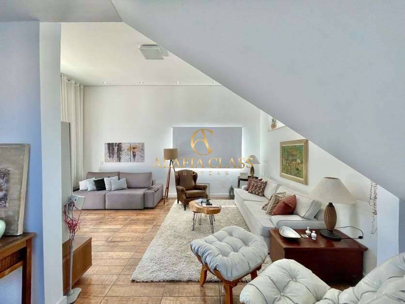 Casa à venda com 3 quartos, 301m² - Foto 7