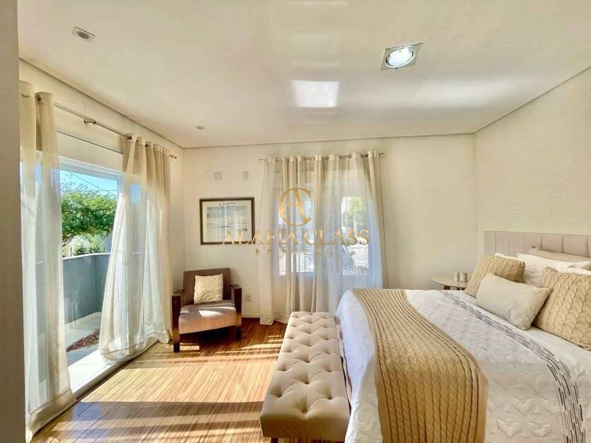 Casa à venda com 3 quartos, 301m² - Foto 23