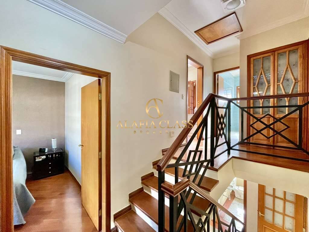 Casa à venda com 3 quartos, 383m² - Foto 17