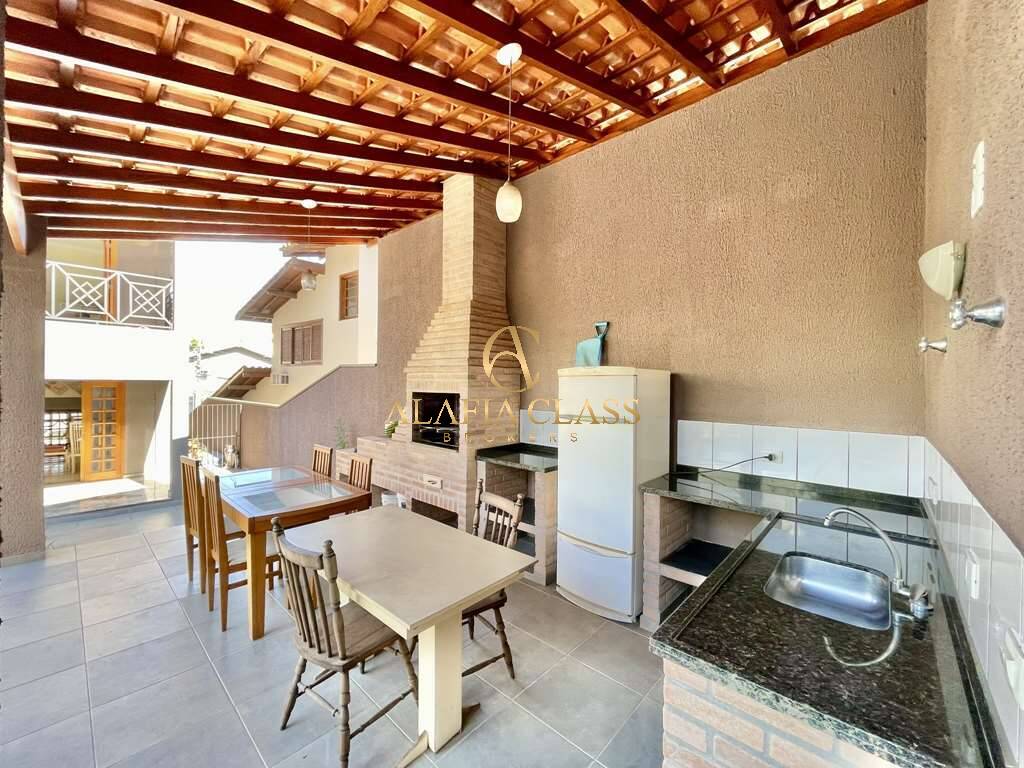 Casa à venda com 3 quartos, 383m² - Foto 25